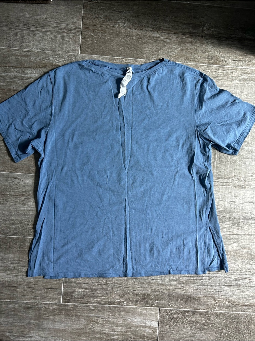 Two lululemon athletica Short Sleeve Tees in Blue and Green - Picture 5 of 8